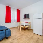 Lägenhet Hilde Red-5 By Interhome *