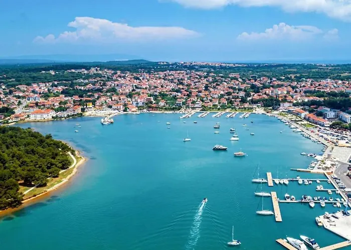 Apartment Hilde Red-5 By Interhome