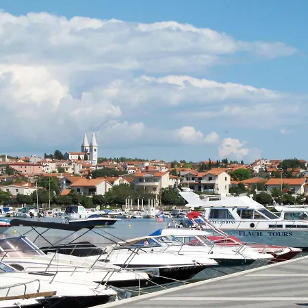 Hilde Red-5 By Interhome *