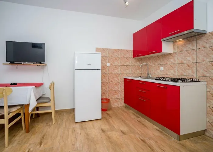 Hilde Red-5 By Interhome Appartement *